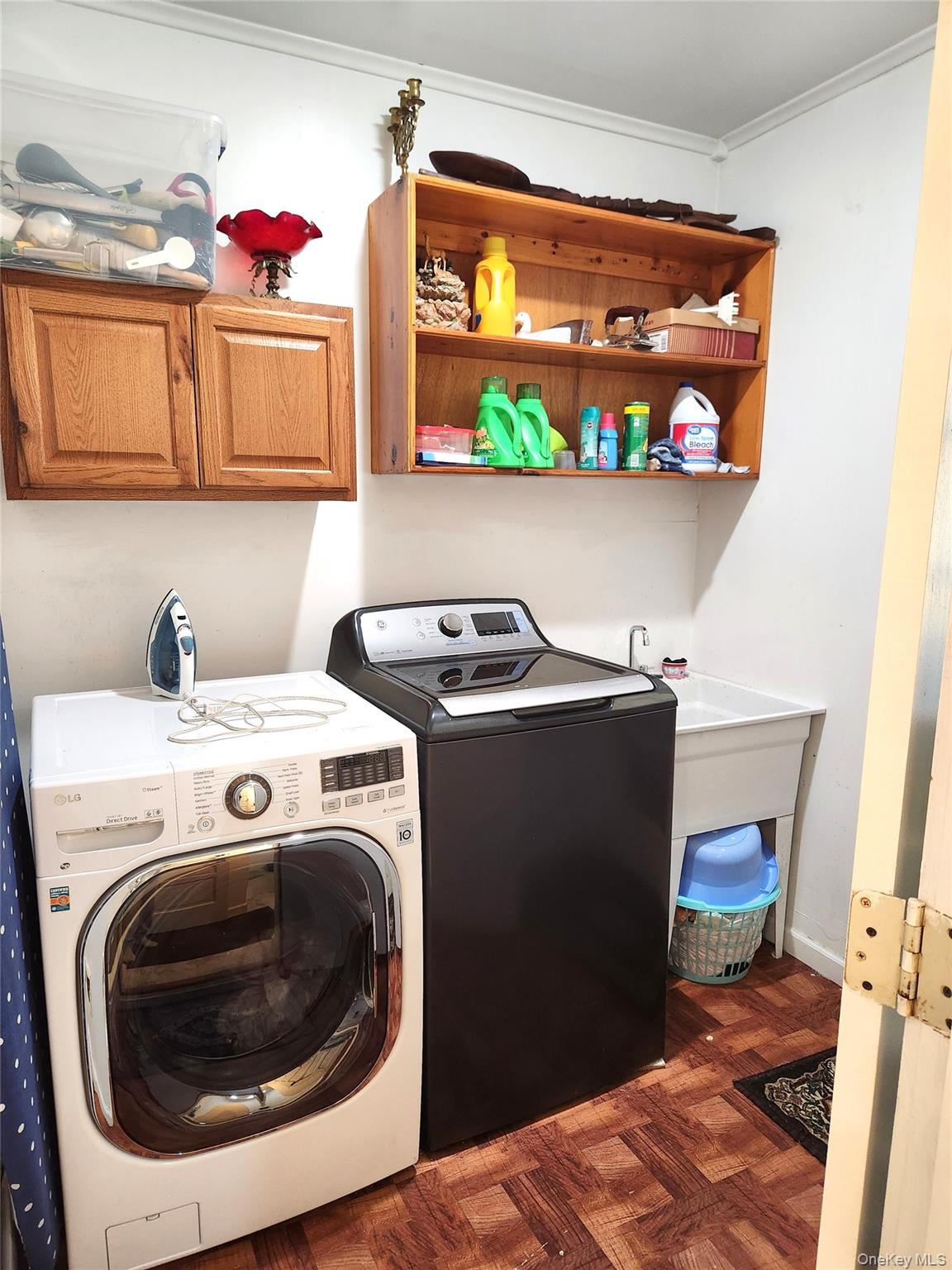 35 Youngs Hill Road Liberty, NY 12754 - Photo 17 of 32 a utility room with dryer and washer