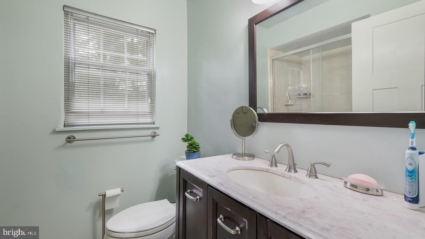 646 Green Briar Road Elkins Park, PA 19027 - Photo 16 of 28 Bathroom