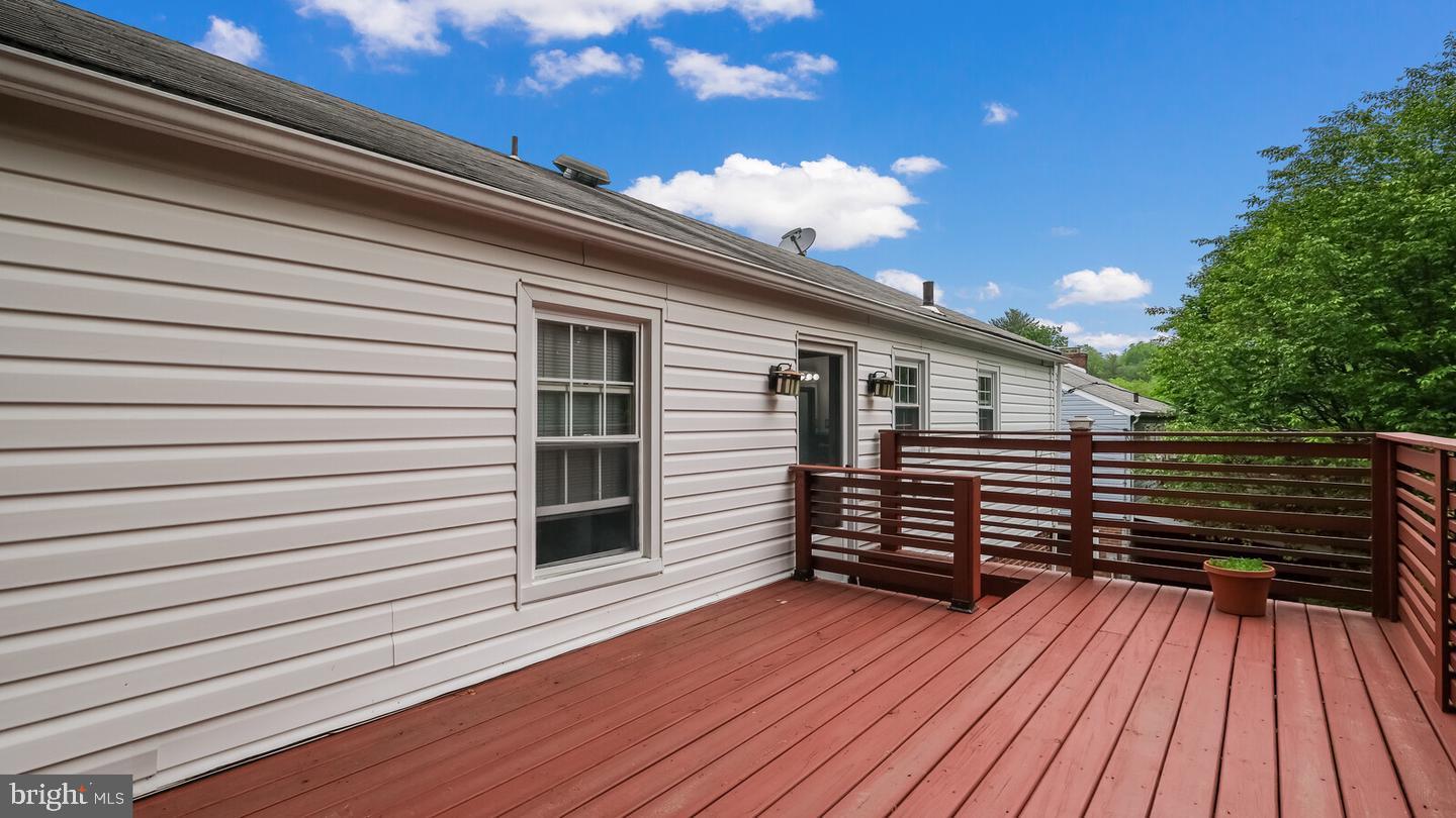 646 Green Briar Road Elkins Park, PA 19027 - Photo 25 of 28 2nd floor deck