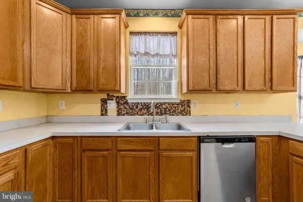 $735,000 | 21 Pemberton Lane, East Windsor, NJ 08520