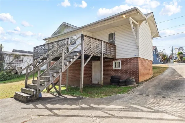 $150,000 | 412 Wilson Street Northwest, Lenoir, NC 28645