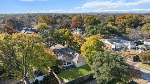 $575,000 | 10505 Lakemere Drive, Dallas, TX 75238