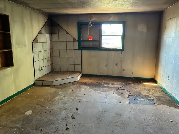 $159,000 | 116 Flaming Oak Drive, Bastrop, TX 78602