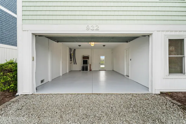 $1,175,000 | 932 Observation Lane, Topsail Beach, NC 28445