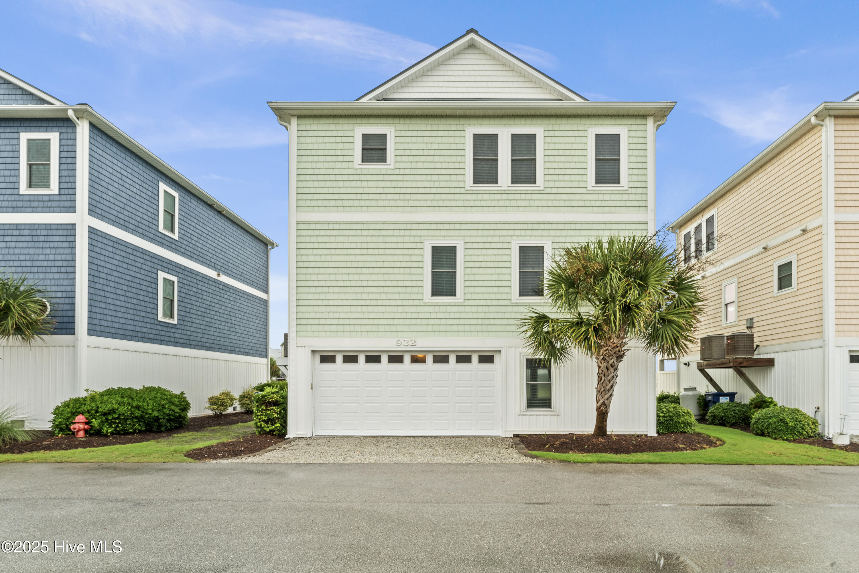 932 Observation Lane Topsail Beach, NC 28445 - Photo 2 of 81 4-DSC07113