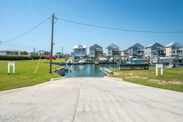 $1,175,000 | 932 Observation Lane, Topsail Beach, NC 28445