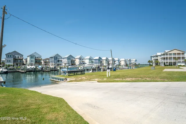 $1,175,000 | 932 Observation Lane, Topsail Beach, NC 28445
