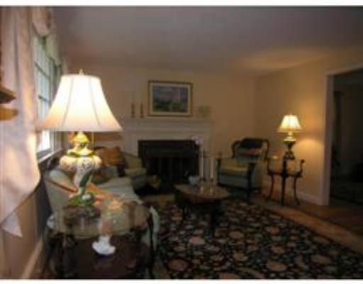 108 North Branch Road Concord, MA 01742 - Photo 5 of 21