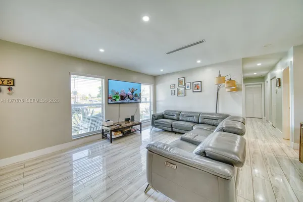 $730,000 | 9104 Southwest 180th Street, Palmetto Bay, FL 33157