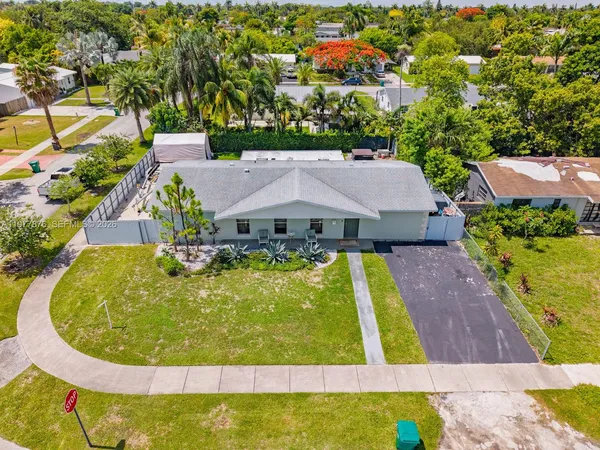 $730,000 | 9104 Southwest 180th Street, Palmetto Bay, FL 33157