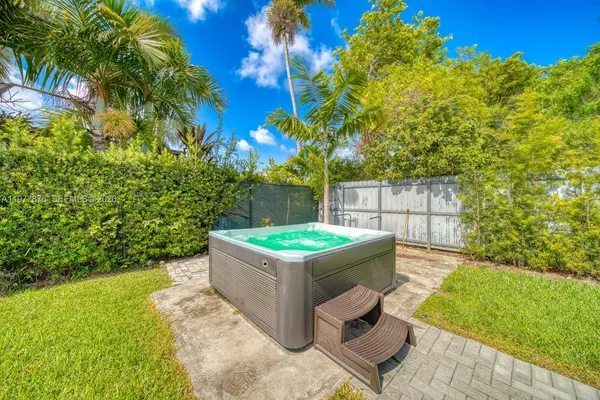 $730,000 | 9104 Southwest 180th Street, Palmetto Bay, FL 33157