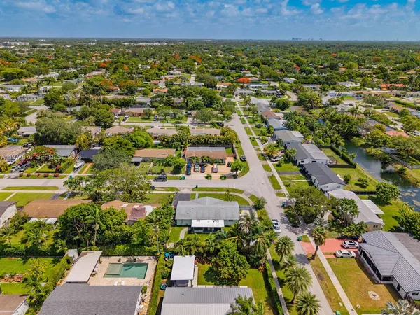 $730,000 | 9104 Southwest 180th Street, Palmetto Bay, FL 33157