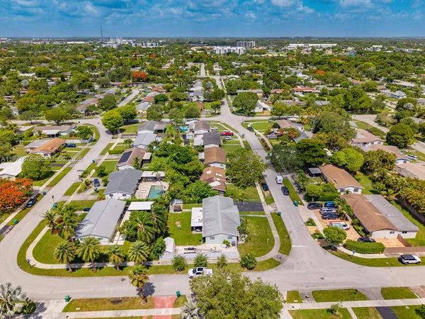 $730,000 | 9104 Southwest 180th Street, Palmetto Bay, FL 33157