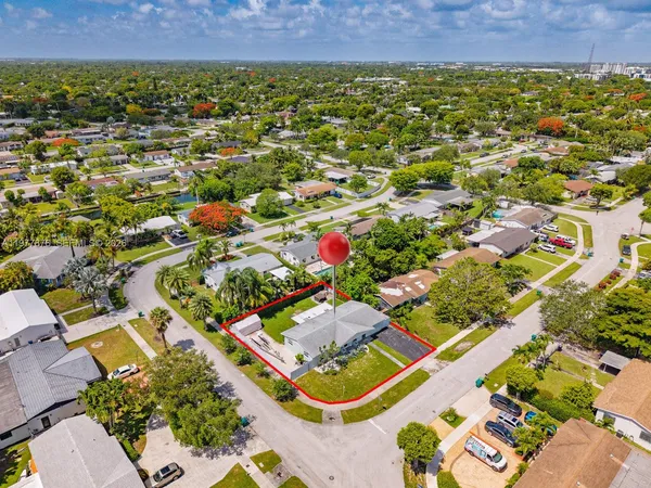 $730,000 | 9104 Southwest 180th Street, Palmetto Bay, FL 33157