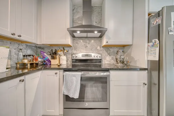 $730,000 | 9104 Southwest 180th Street, Palmetto Bay, FL 33157