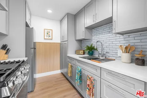 $1,165,000 | 3055 Future Street, Los Angeles, CA 90065