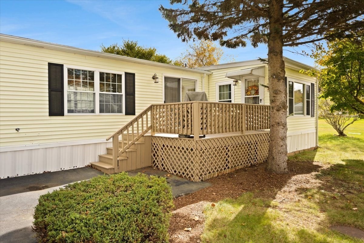 12 Patriot Road Taunton, MA 02780 - Photo 4 of 40 Gallery Image 4