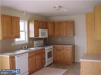 3 Sefranka Road Temple, PA 19560 - Photo 2 of 6 Kitchen