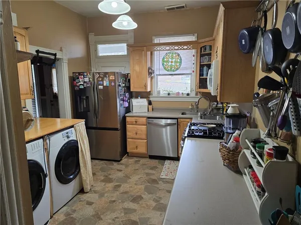 $154,000 | 408 North Richhill Street, Waynesburg, PA 15370