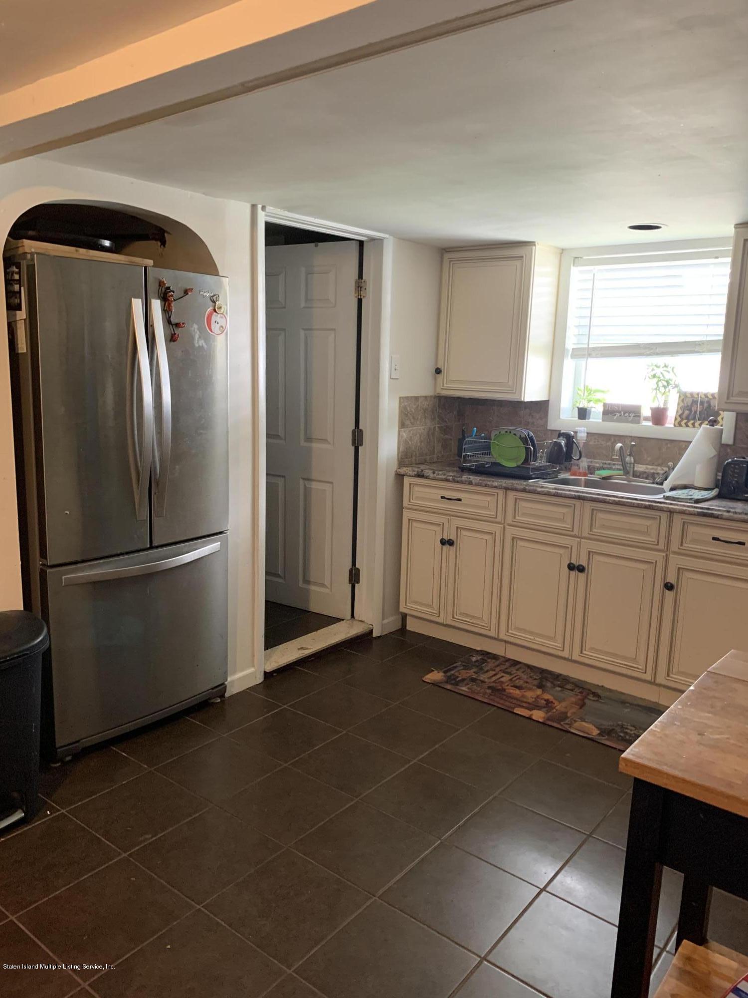144 Roe Street Staten Island, NY 10310 - Photo 4 of 18 IMG-2077