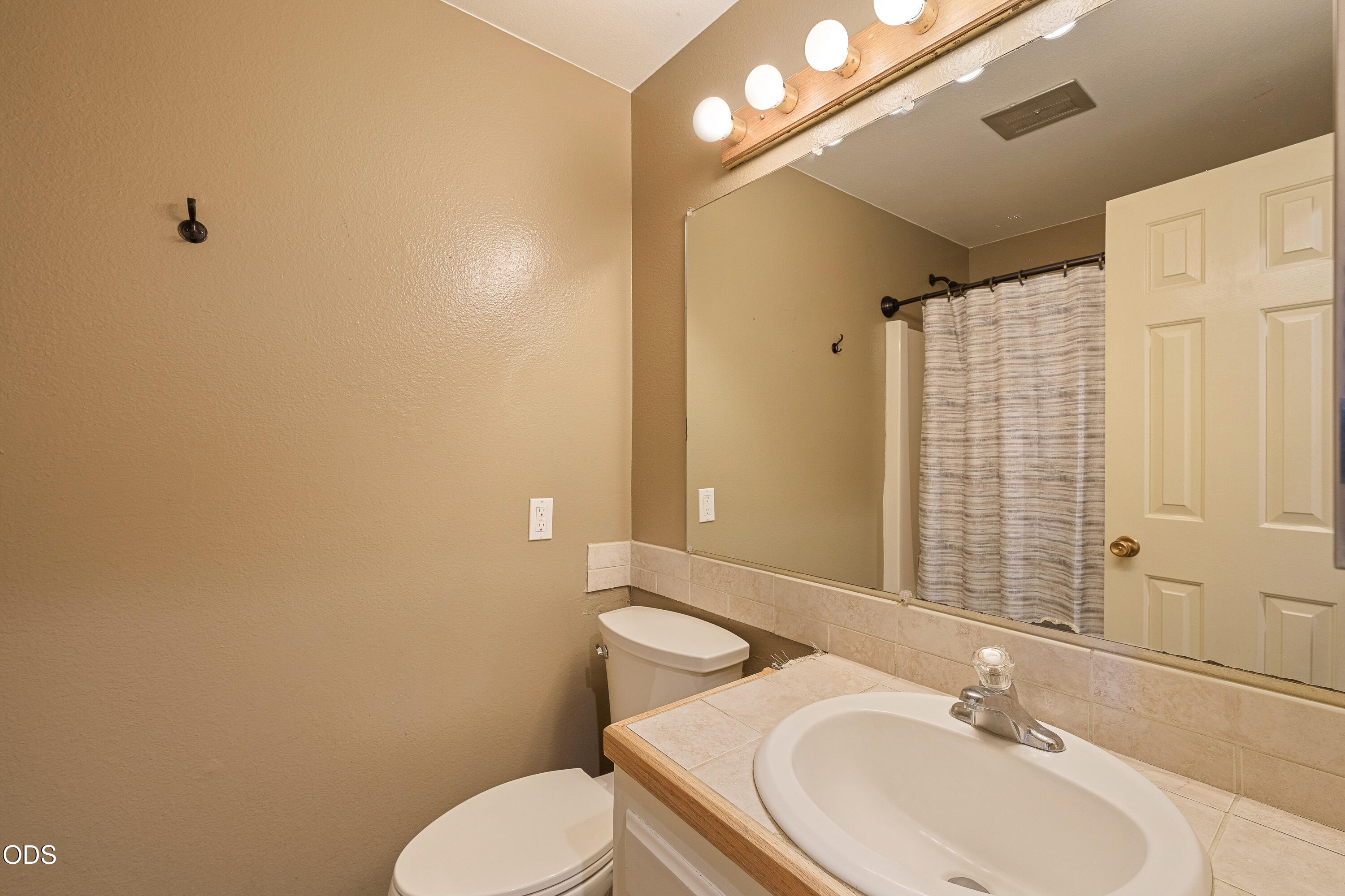 6492 Southwest 51st Street Redmond, OR 97756 - Photo 30 of 44