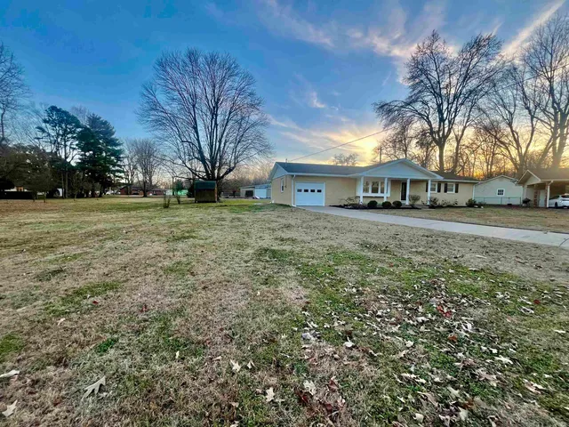 $219,900 | 5 Sturgis Circle, Metropolis, IL 62960