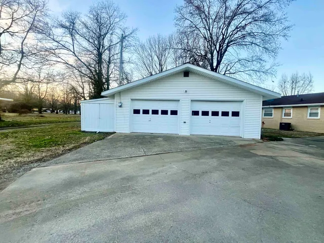 $219,900 | 5 Sturgis Circle, Metropolis, IL 62960