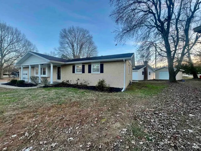 $219,900 | 5 Sturgis Circle, Metropolis, IL 62960