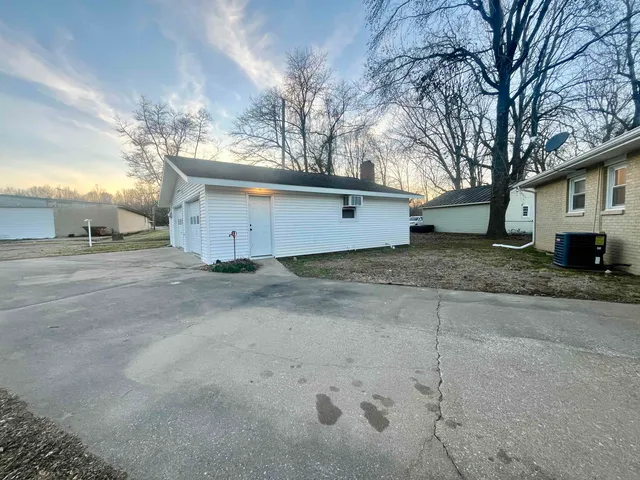 $219,900 | 5 Sturgis Circle, Metropolis, IL 62960