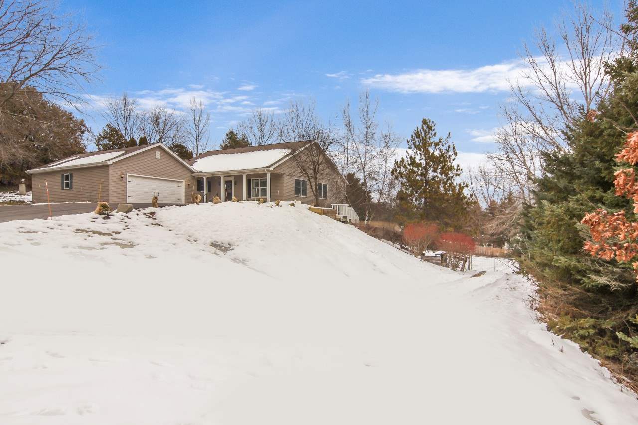 3800 Zimmerman Road Traverse City, MI 49685 - Photo 39 of 45 1883307-38.JPG