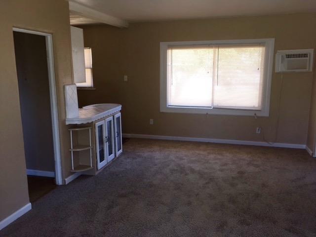 942 Early Reedley, CA 93654 - Photo 2 of 6