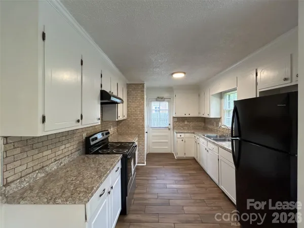 $2,000 | 7336 Kilcullen Drive, Charlotte, NC 28270