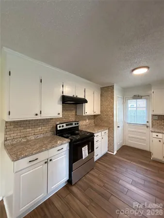 $2,000 | 7336 Kilcullen Drive, Charlotte, NC 28270