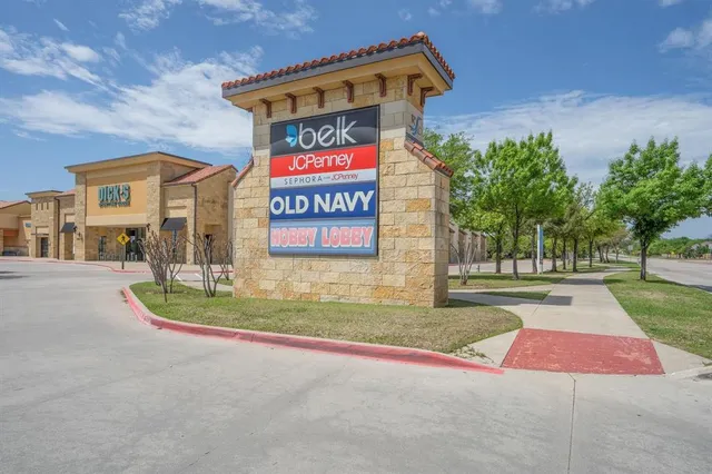 $3,250 | 3517 Tanyard Court, Flower Mound, TX 75022