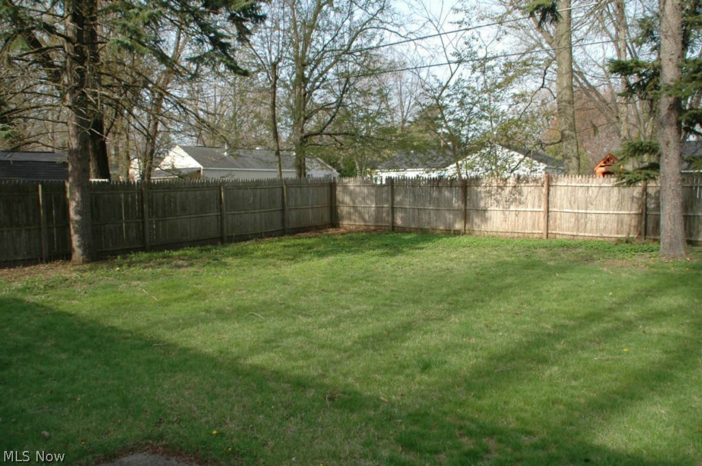 1912 Aberdeen Road Madison, OH 44057 - Photo 5 of 12 Gallery Image 5