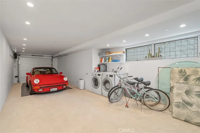 $3,689,000 | 417 Sunset Avenue, Unit 1 2, Venice, CA 90291