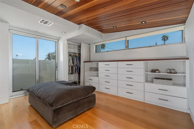 $3,689,000 | 417 Sunset Avenue, Unit 1 2, Venice, CA 90291