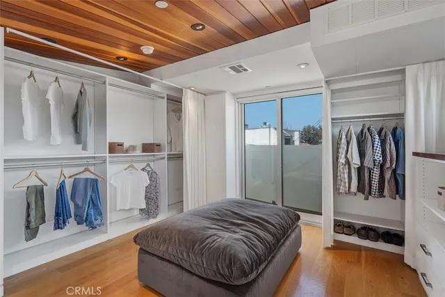 $3,689,000 | 417 Sunset Avenue, Unit 1 2, Venice, CA 90291