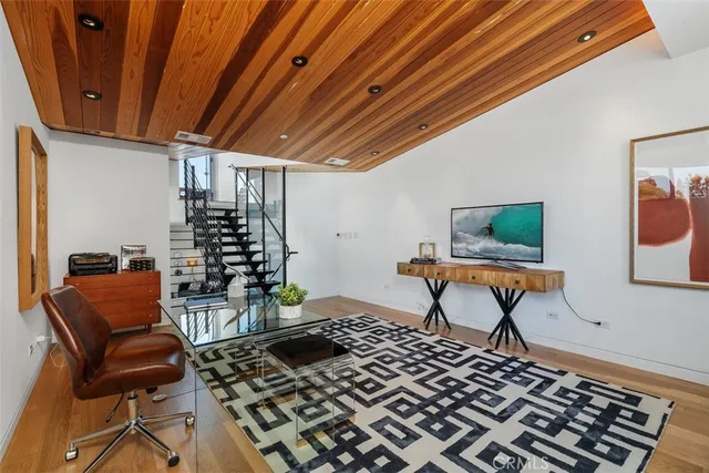 $3,689,000 | 417 Sunset Avenue, Unit 1 2, Venice, CA 90291