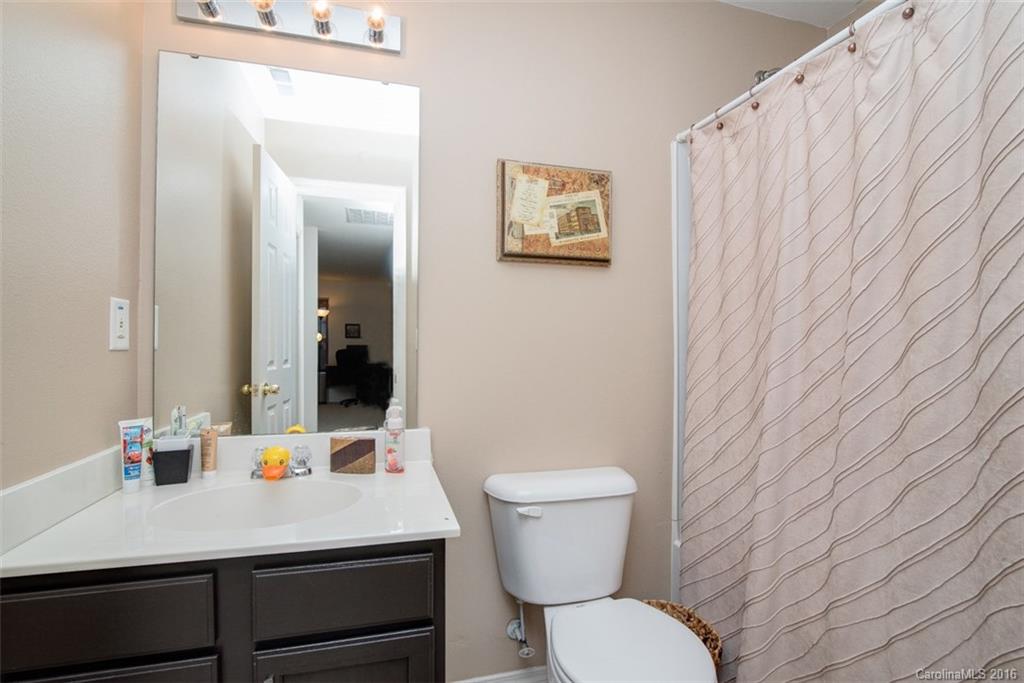 8955 Chalkstone Road Charlotte, NC 28216 - Photo 11 of 18 Gallery Image 11
