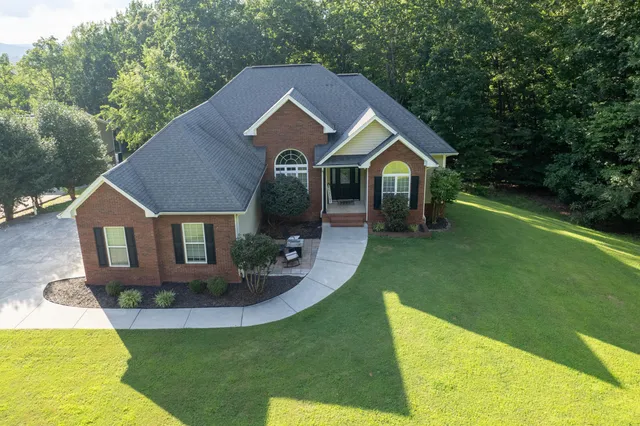 $495,000 | 205 North Ridge Drive, LaFayette, GA 30728