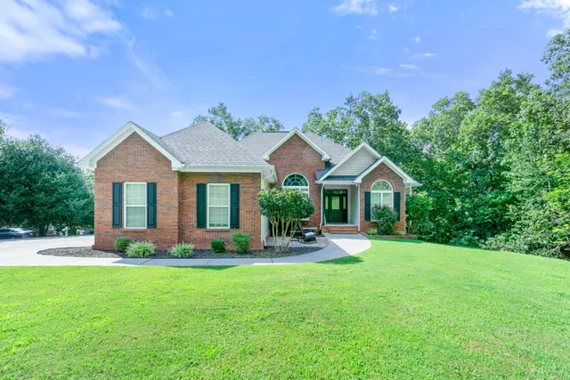 $495,000 | 205 North Ridge Drive, LaFayette, GA 30728