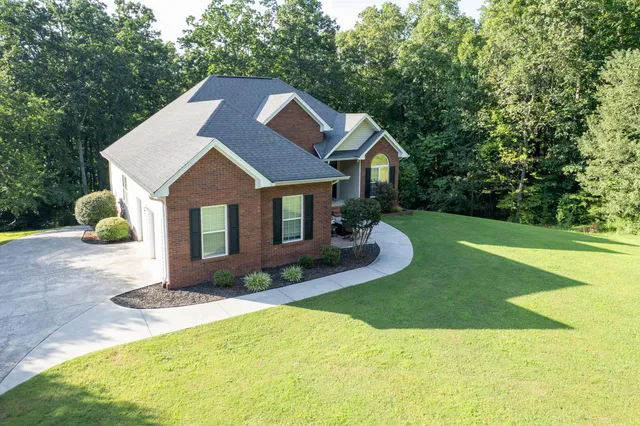 $495,000 | 205 North Ridge Drive, LaFayette, GA 30728