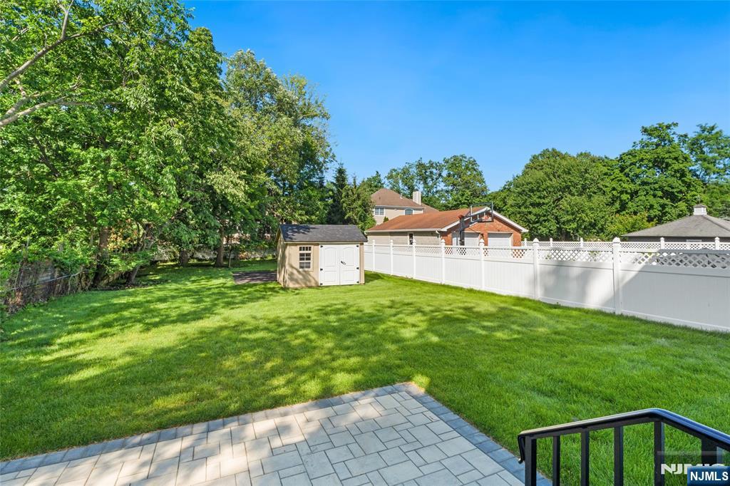 13 Harding Place Livingston, NJ 07039 - Photo 45 of 50