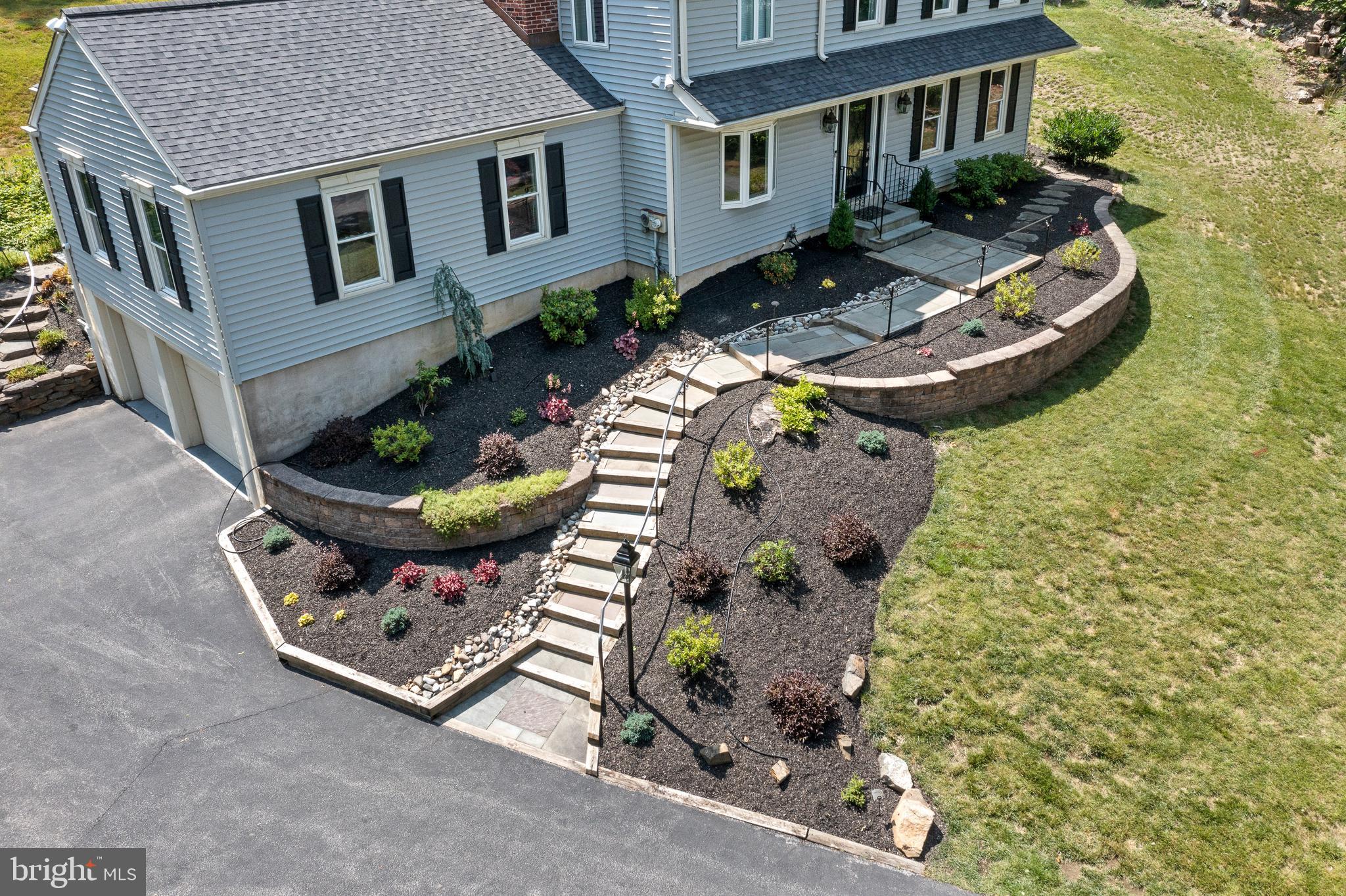 214 Hansell Road Newtown Square, PA 19073 - Photo 5 of 48