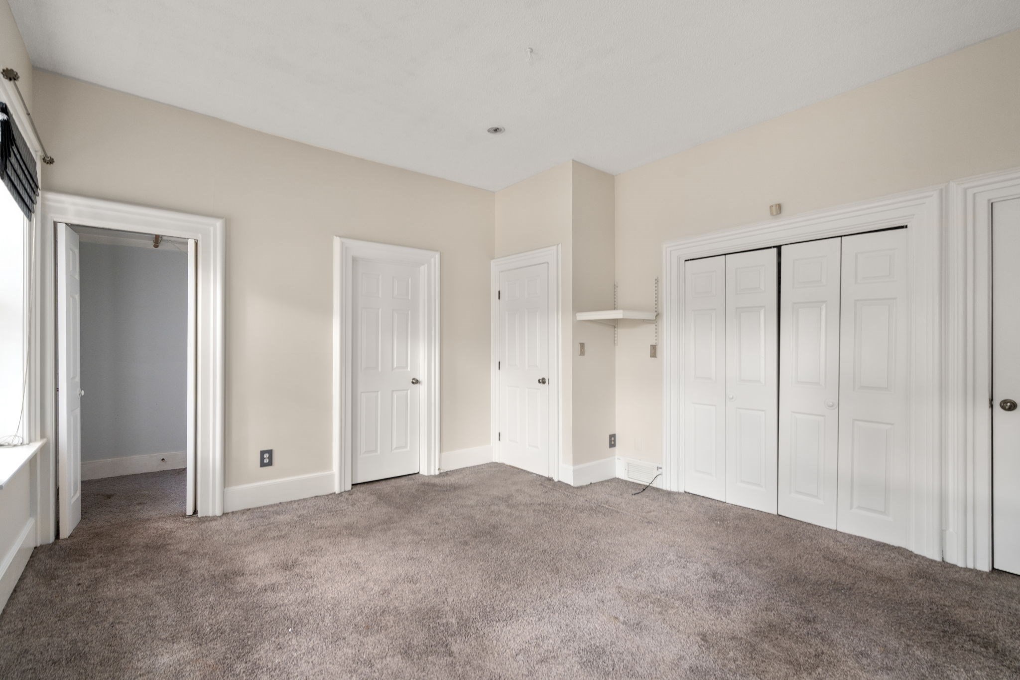 72 Temple Street, Unit 3 Springfield, MA 01105 - Photo 11 of 19 Gallery Image 11