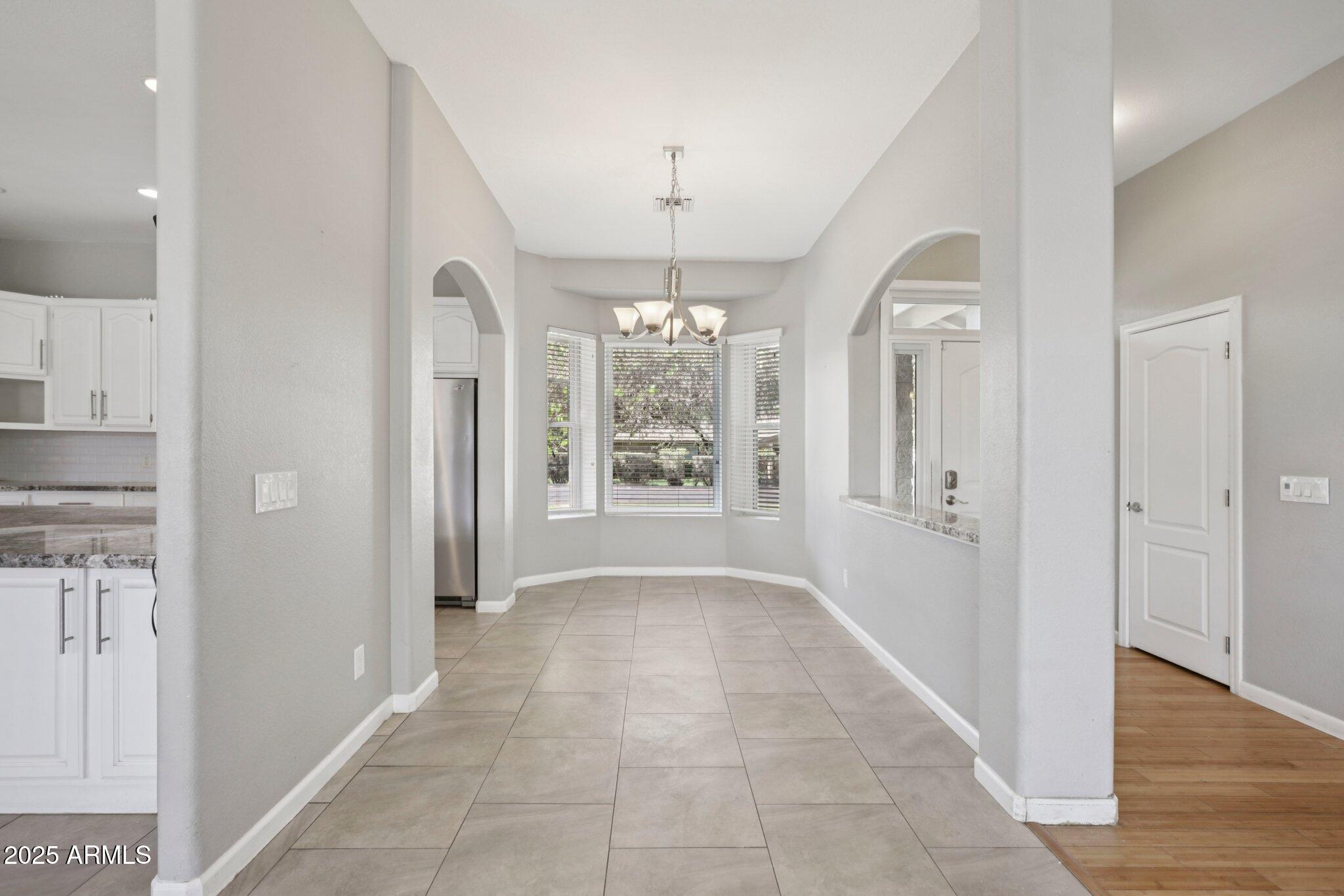 702 West Why Worry Lane Phoenix, AZ 85021 - Photo 13 of 46 a view of livingroom with window