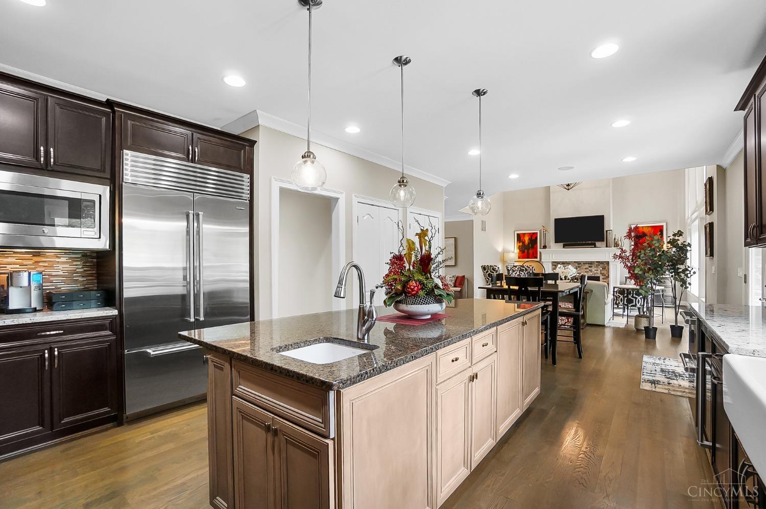 7105 Graves Road Cincinnati, OH 45243 - Photo 15 of 86 Plenty of room for the chef and sommelier, no room for mediocrity.