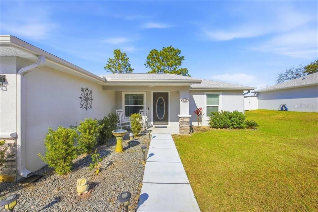 9347 Southeast 152nd Lane Summerfield, FL 34491 - Photo 2 of 25