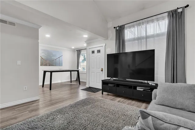 $549,000 | 820 West Compton Boulevard, Unit 20, Compton, CA 90220